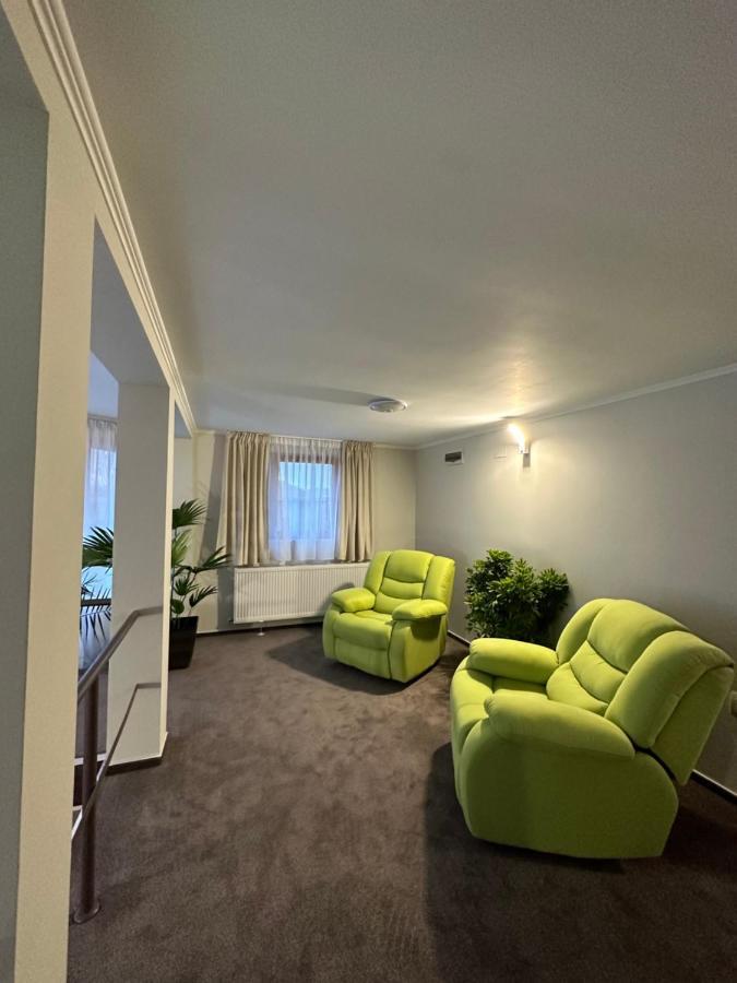 Freedom&Relax Hotel Buzau Luaran gambar