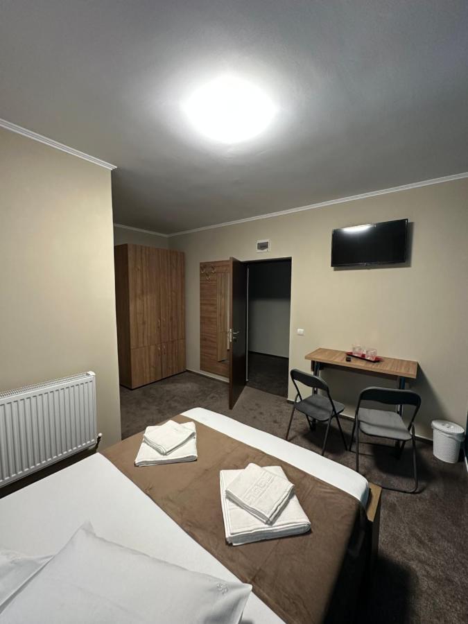 Freedom&Relax Hotel Buzau Luaran gambar