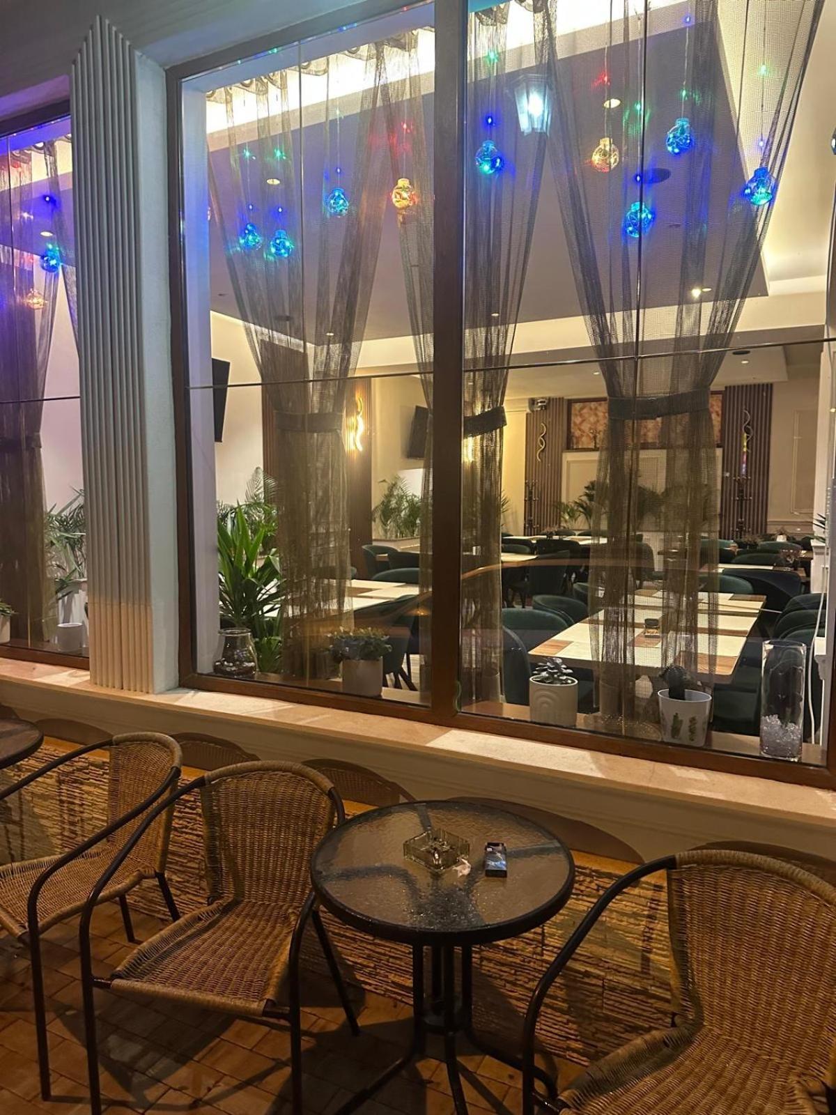 Freedom&Relax Hotel Buzau Luaran gambar