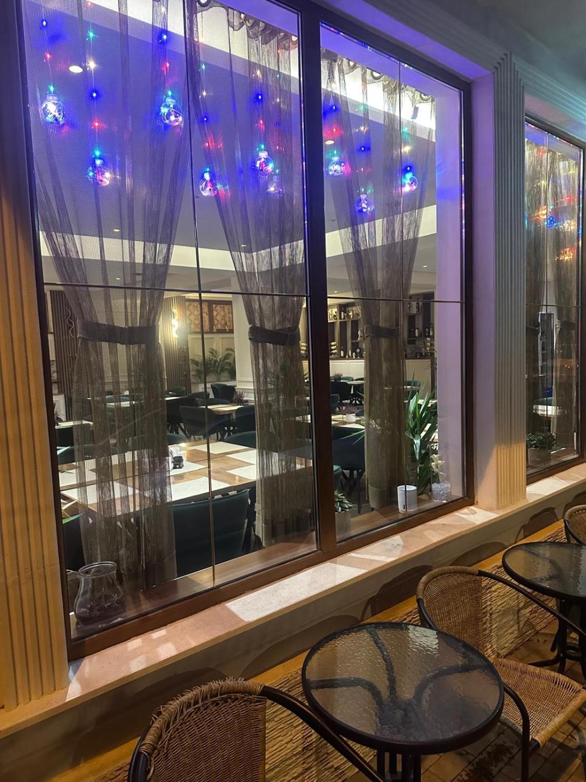 Freedom&Relax Hotel Buzau Luaran gambar